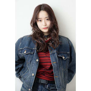 艶髪♪韓国風レイヤー×小顔巻き髪ヘア