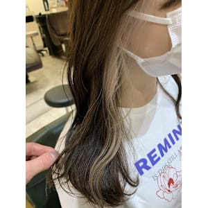 ミルクティーベージュ　イヤリングカラー