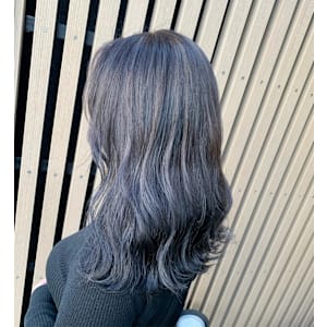 インスタで人気☆大人ハイライトカラーアッシュグレージュ