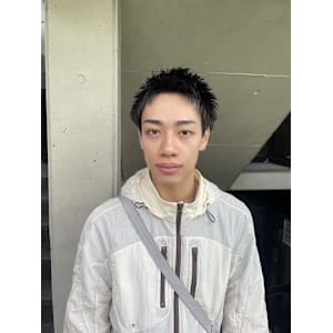 スパイキーショート/黒髪ショート/アップバング