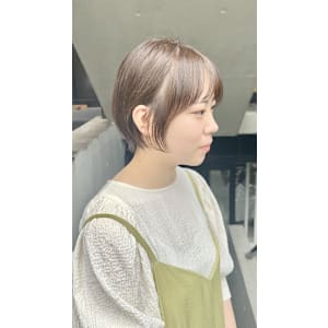 ショートボブ/丸みショート/耳掛けショート