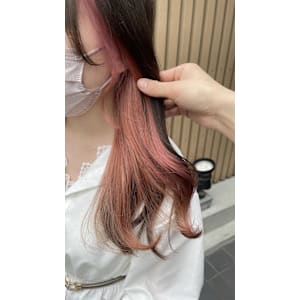 インナーカラー/イヤリングカラー/コーラルピンク