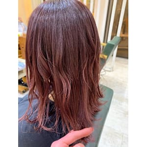 透明感あり！カシスカラー