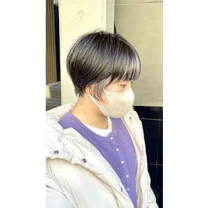 ショートボブ/前下がりショート/大人ショート/インナーカラー