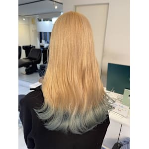 ブロンドヘア/裾カラー/水色カラー/デザインカラー