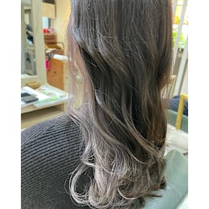 ラベンダーシルバー×グレージュ　インナーカラー