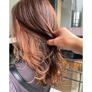 ピンクベージュ×インナーカラー