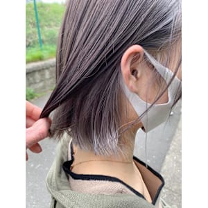 グレーアッシュ　インナーシルバー