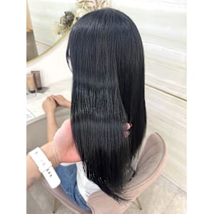 《高橋亜美》ネイビーグレージュ/ブリーチ/大宮/