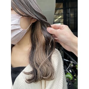 インナーカラー×ミルクティーベージュ/グレージュカラー - ACT 仙川店【アクト センガワテン】掲載中