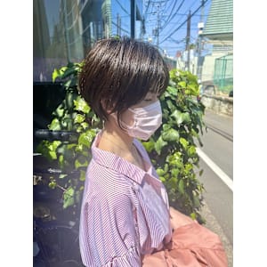 ひし形ショートボブ/大人ショート