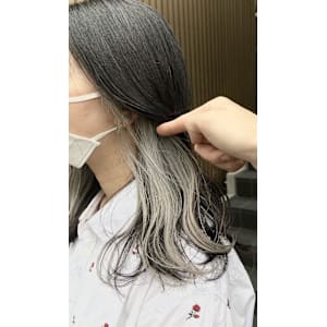 インナーカラー/イヤリングカラー/ホワイトカラー