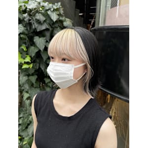 フェイスフレーミング・ブロンドカラー