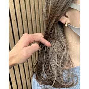 グレージュカラー　インナーカラー