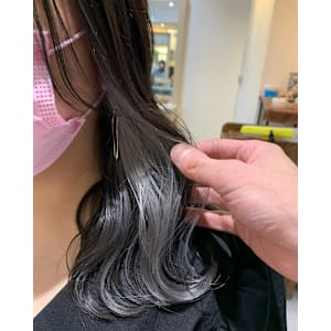 グレーシルバー　アッシュ　インナーカラー