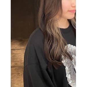 イヤリングカラー