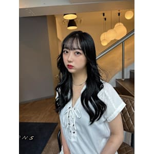 透明感たっぷりグレージュカラー