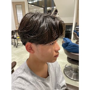 学生～社会人にも人気の王道センターパート【三軒茶屋】