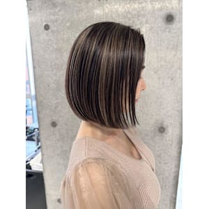 前下がりボブ/コントラストハイライト/白髪ぼかし - sweep 平尾【スウィープ　ヒラオ】掲載中
