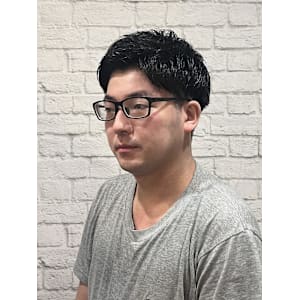 メンズ／ツーブロ／アップバング／刈り上げ／ショート