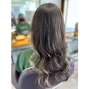 Well hair×スタイル