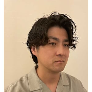 アップバングスパイラルパーマスタイル