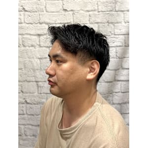 ツーブロ七三ショート