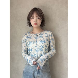 miu&伊藤夏海 柔らかさ引き立つ◎外ハネショートボブ
