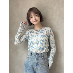 miu&伊藤夏海 柔らかさ引き立つ◎外ハネショートボブ