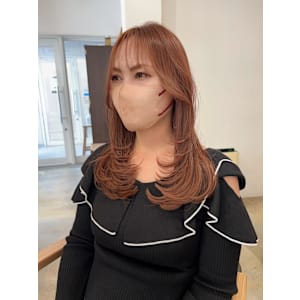 レイヤーカット/ロングレイヤー/暖色カラー