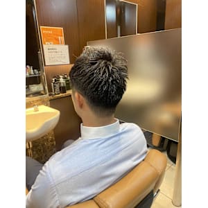 神田ビジネス - ヘアーモードキクチ 神田日銀通り店【ヘアーモードキクチ】掲載中