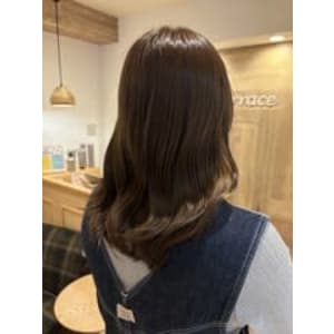 【Terrace】ミディアムレイヤー×透明感グレージュ