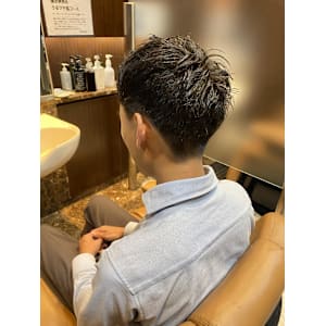 神田ビジネス - ヘアーモードキクチ 神田日銀通り店【ヘアーモードキクチ】掲載中