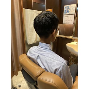 神田ビジネス - ヘアーモードキクチ 神田日銀通り店【ヘアーモードキクチ】掲載中
