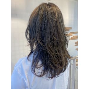 ロングレイヤースタイル