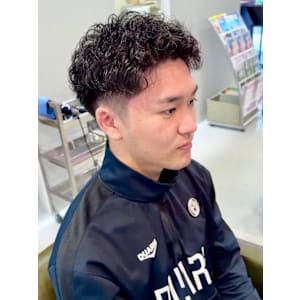 メンズパーマスタイル - PERSONA 幟町店【ペルソナノボリマチテン】掲載中