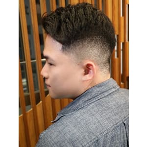 ビジネスフェード - ヒロ銀座バーバーショップ難波店【ヒロギンザバーバーショップナンバテン】掲載中