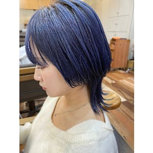 ウルフカット/サファイアブルー