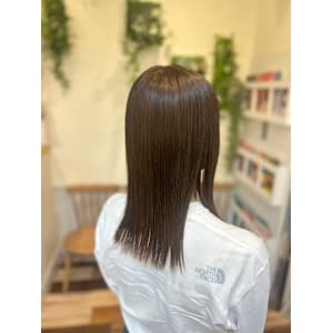 ツヤ髪／縮毛矯正