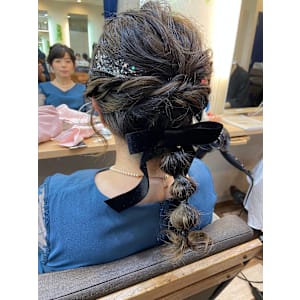 お呼ばれヘア／玉ねぎヘア