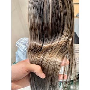 arts茅ヶ崎 【髪質改善＆トリートメント】×スタイル