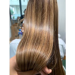 arts茅ヶ崎 【髪質改善＆トリートメント】×スタイル