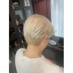 ホワイトカラー【錦糸町北口】ayaka