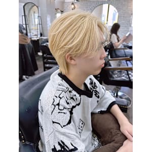 【町田/Luxo by Afinar】ブロンドセンターパート