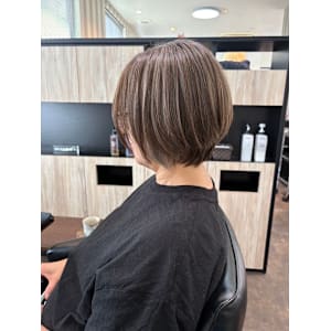 ショートボブスタイル