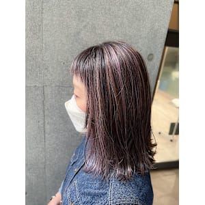 白髪ぼかし細めハイライト30代40代50代セミディ - Mira by KENJE【ミラバイケンジ】掲載中