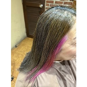 さすだ】ヘアマニキュアでおしゃれヘアに◎