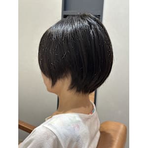 ショート - 半個室型美容室 Sourire 東比恵店【ハンコシツガタビヨウシツスーリールヒガシヒエテン】掲載中