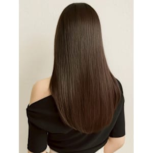 髪質改善 艶髪 ストレートヘア くすみブラウン 20代  