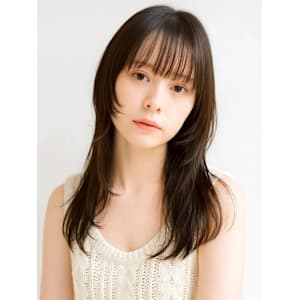 レイヤーカット 顔周りカット オリーブブラウン 20代 